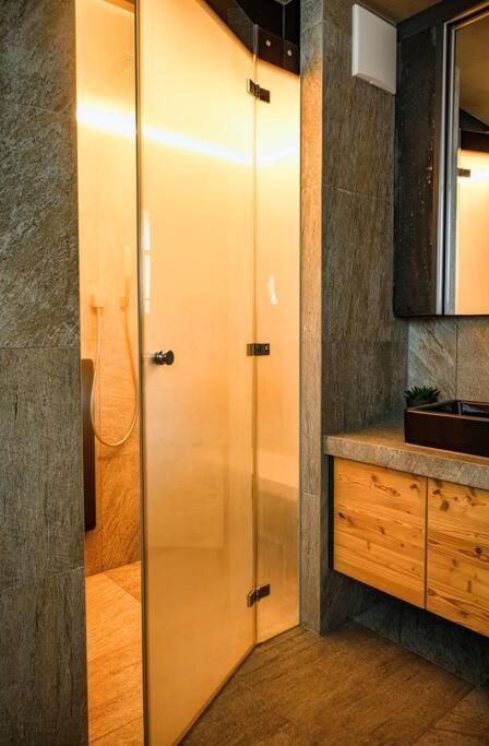 Luxurioese Ferienwohnung Seelage Фридрихсхафен Экстерьер фото